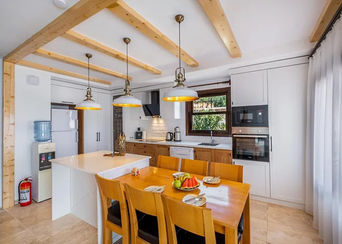 Villa White Garden Kas