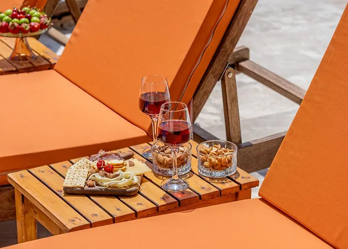 White Garden Villa *