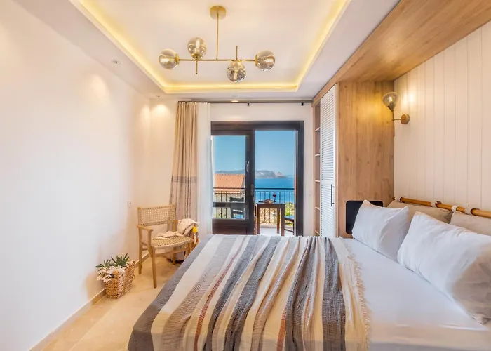 White Garden Villa *